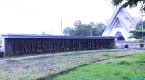 Kampus Universitas Diponegoro Semarang