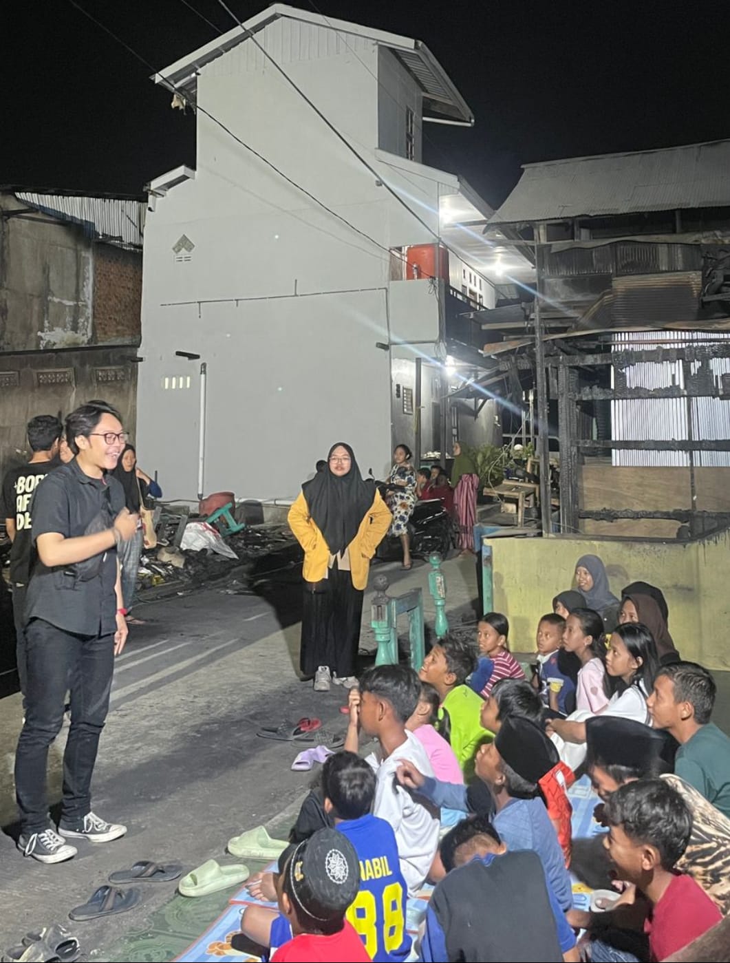 BEM Unmul Gelar Baksos dan Trauma Healing untuk Korban Kebakaran di Samarinda