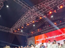 Pengajian akbar bersama Habib Zaidan, Gus Kautsar dan Gus Iqdam yang di Lapangan Paseban Kabupaten Bantul